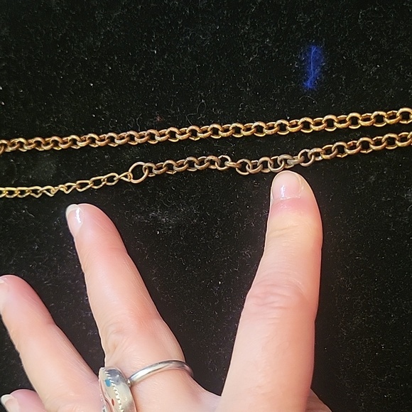 Long necklace - Picture 5 of 5